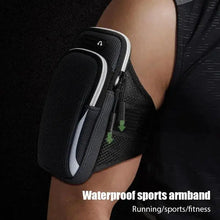 Carregar imagem no visualizador da galeria, Universal 6.7'' Phone Armband Outdoor Waterproof Fitness Running Sport Arm Cellphone Holder With Headphone Jack Mobile Phone Bag