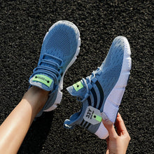 Carregar imagem no visualizador da galeria, Tênis esportivo casual masculino, respirável e leve, em mesh, preto, para corrida